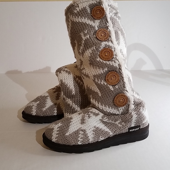 Muk Luks Shoes - Muk luks  sweater boots  b177